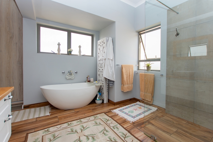4 Bedroom Property for Sale in Langebaan Country Estate Western Cape